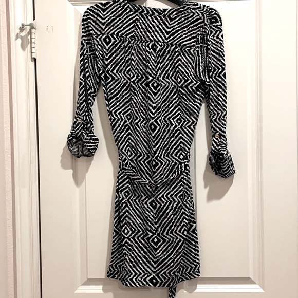 Michael Kor shirt dress with zebra print - Picture 3 of 3